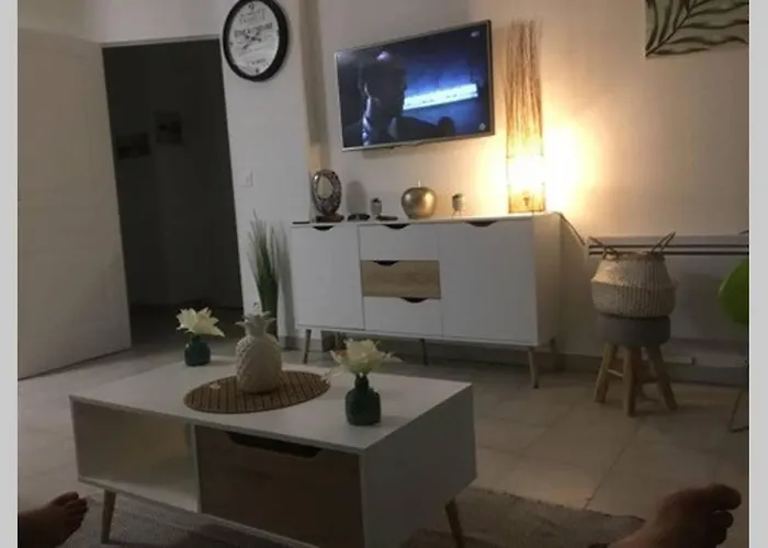 Juan Les Pins Piscine Et A 200m Apartment