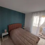 Διαμέρισμα Juan Les Pins Piscine Et A 200m *
