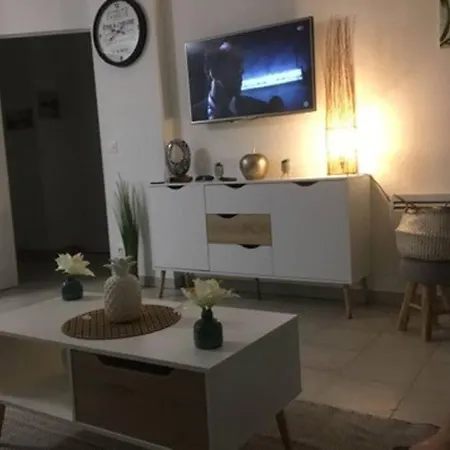 Juan Les Pins Piscine Et A 200m Apartment