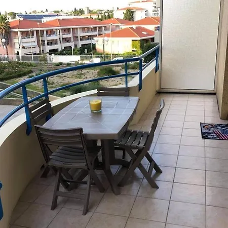 アパート Juan Les Pins Piscine Et A 200m アンティーブ