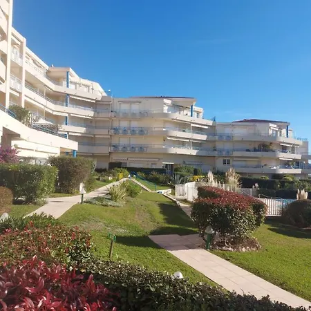 Juan Les Pins Piscine Et A 200m Apartment