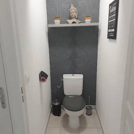 Juan Les Pins Piscine Et A 200m Daire Antibes