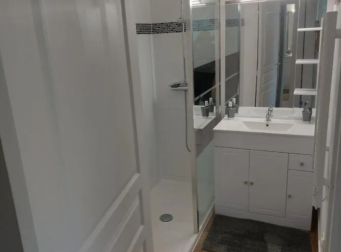 Juan Les Pins Piscine Et A 200m Apartman Antibes